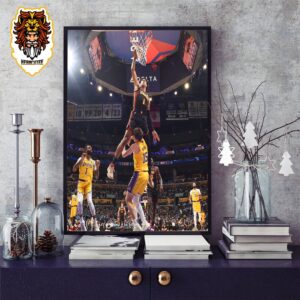 Jalen Johnson Crazy Poster Dunk On Austin Reaves Face In The Match With Lakers Home Decor Poster Canvas